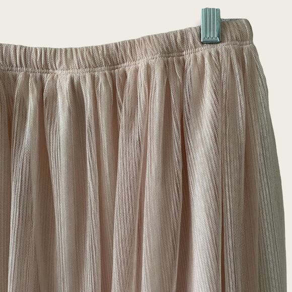 BOBEAU Creamy Pink Mesh Overlay Midi Skirt Size Small Pull On Elastic Waist - Picture 4 of 7